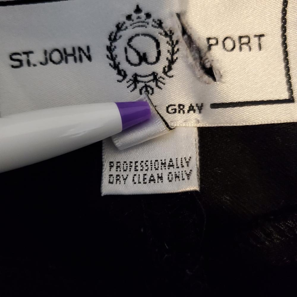 St John Sport Black Pants - Picture 7 of 8